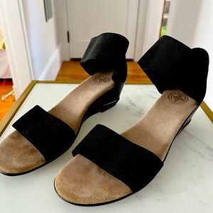 Naturalizer ankle strap heels. Worn three times. Size 10